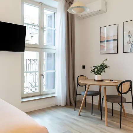Limehome Calle Victoria * 말라가