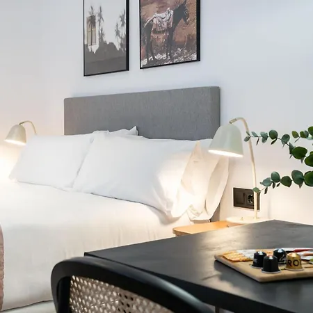 Limehome Calle Victoria Appartement *
