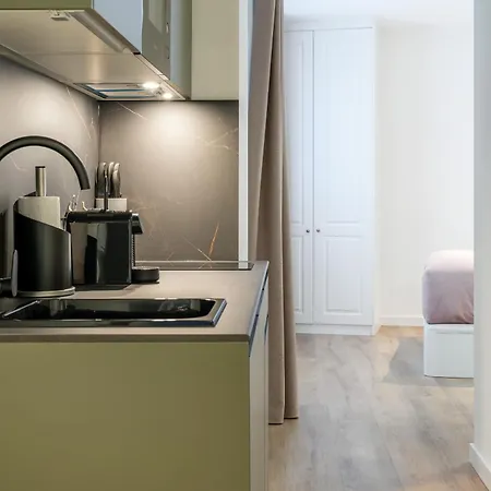 Limehome Calle Victoria Appartement *