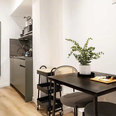 Limehome Calle Victoria
