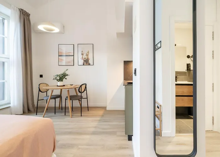 Limehome Calle Victoria